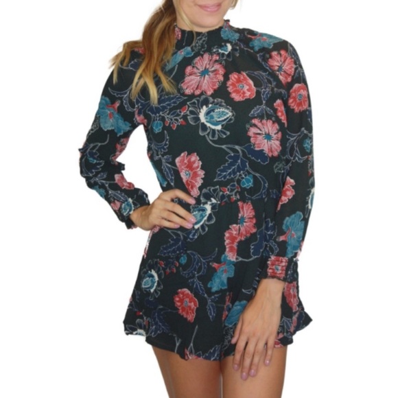 NWT ASTR the Label Eva Romper Dark Green Floral Jumper - Picture 6 of 11